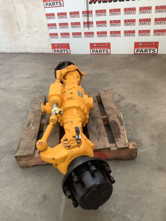 Clark Hurth Front axle for Caterpillar TH Photo 2