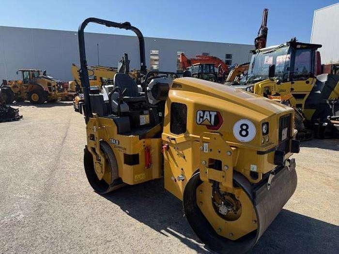 Caterpillar CB4.0 Photo 2