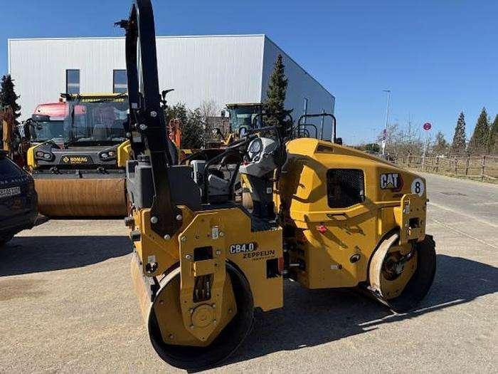 Caterpillar CB4.0 Photo 3