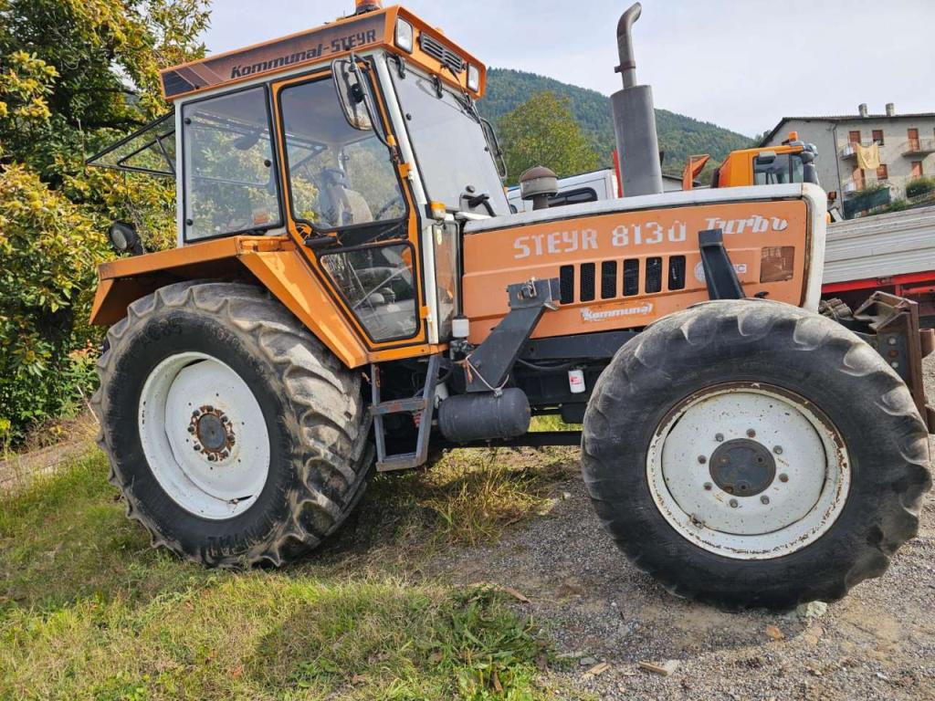 Steyr 8130 Photo 7