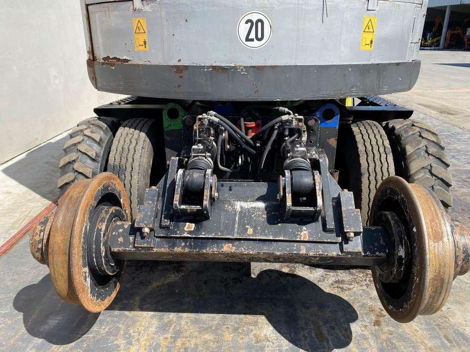 Hitachi ZX170PRR Photo 19