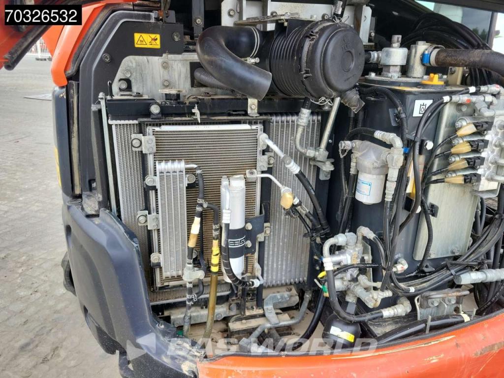 Kubota U50-5 A/C - 3 Buckets Photo 28