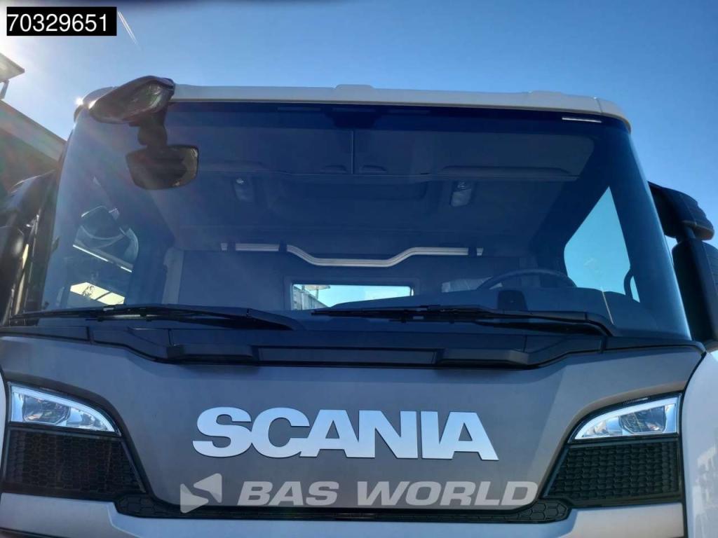 Scania P370 8X4 NEW 8x4 chassis Semi Automatic Euro 6 Photo 9