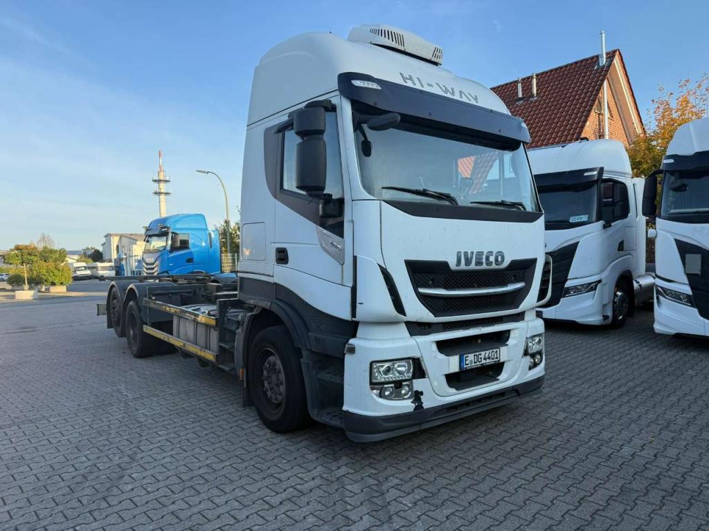 Iveco HI-WAY 480 Photo 10