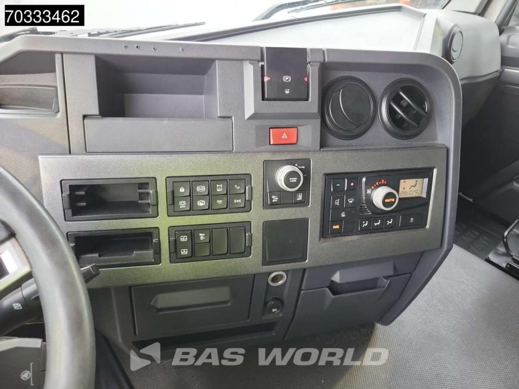 Renault T 440 T 4X2 SleeperCab LED Photo 19