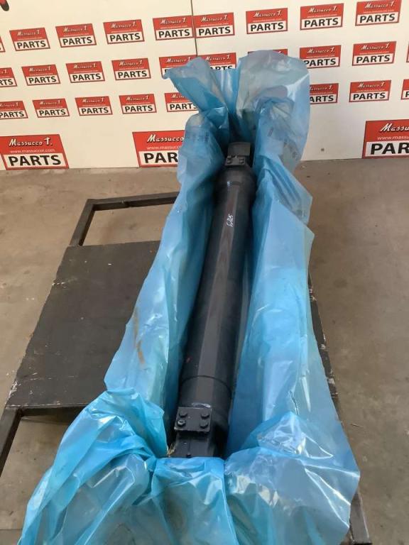 Lifting piston for Case WX 168 Photo 1