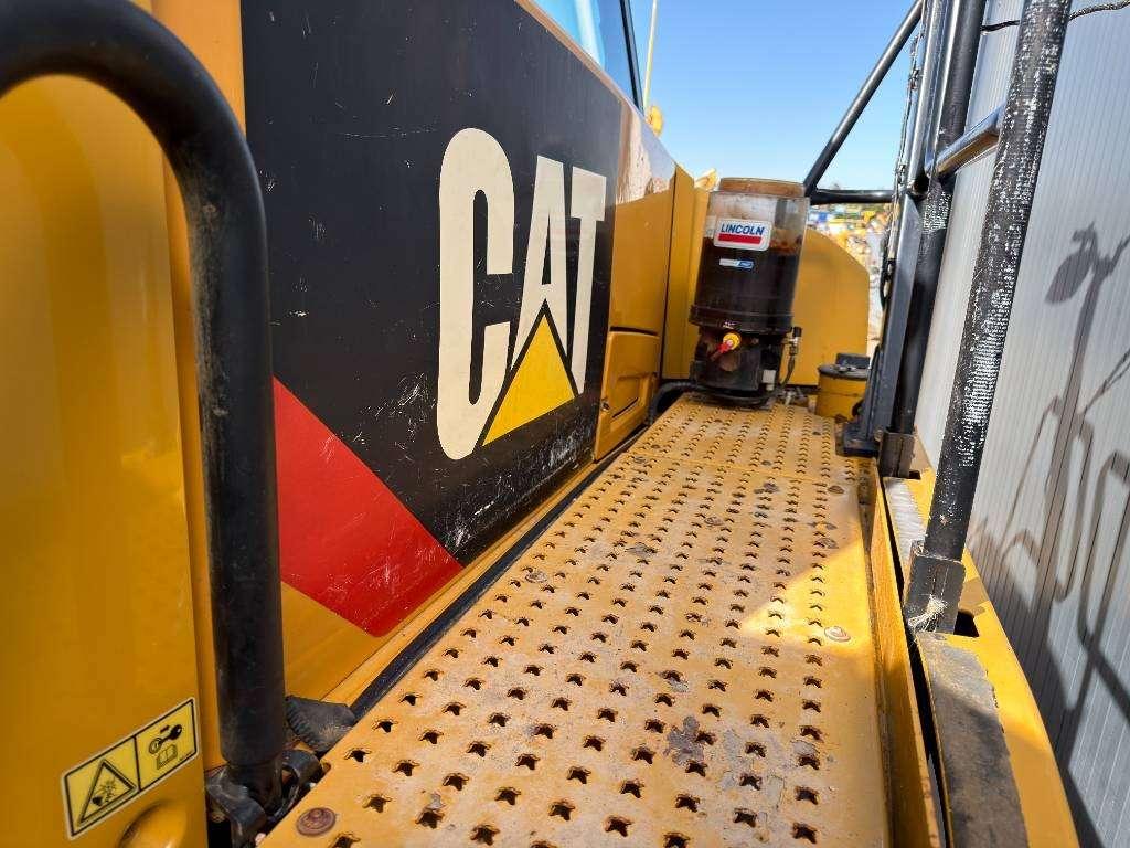 Caterpillar 730C2 Photo 26
