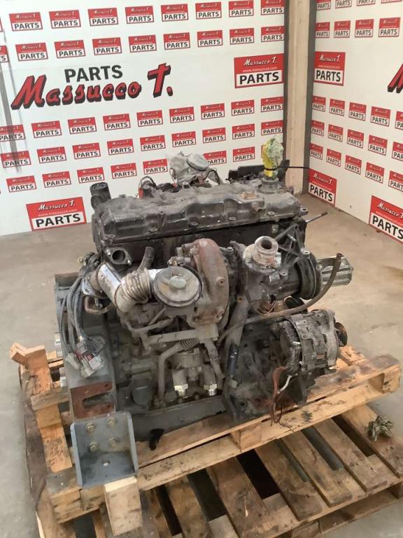 Internal combustion engine for Hitachi ZX135 Photo 2