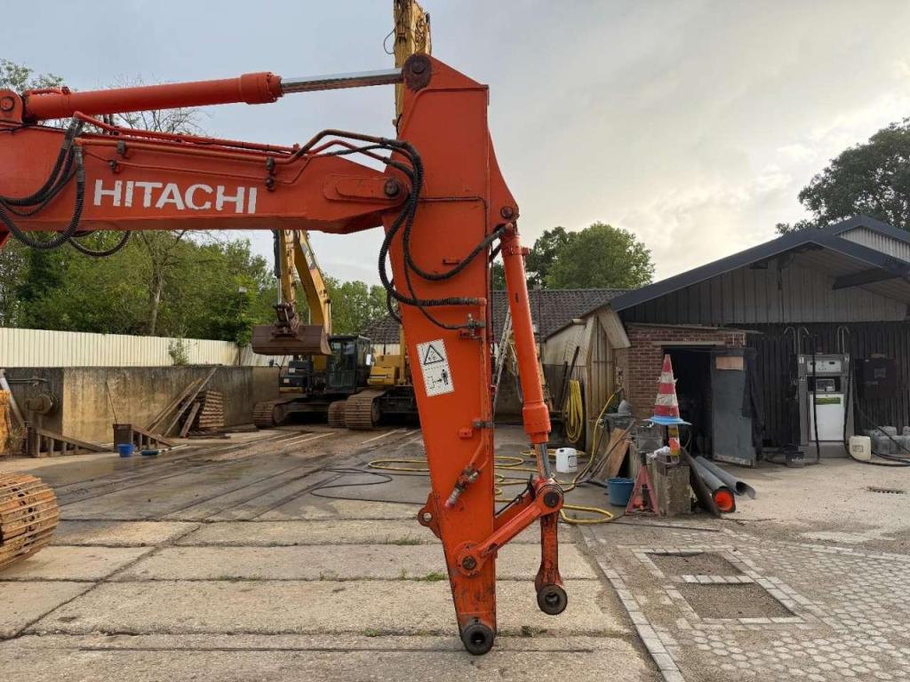Hitachi ZX 180 LC-3 Photo 19
