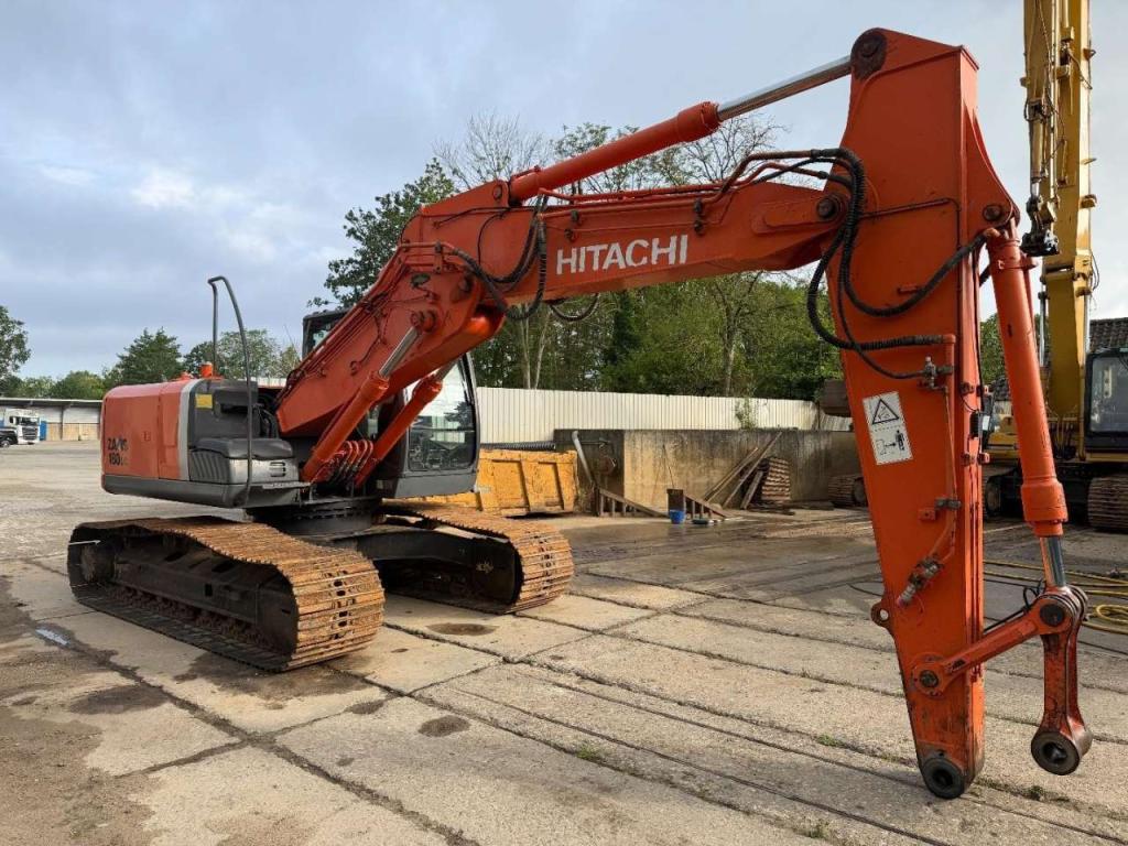 Hitachi ZX 180 LC-3 Photo 2