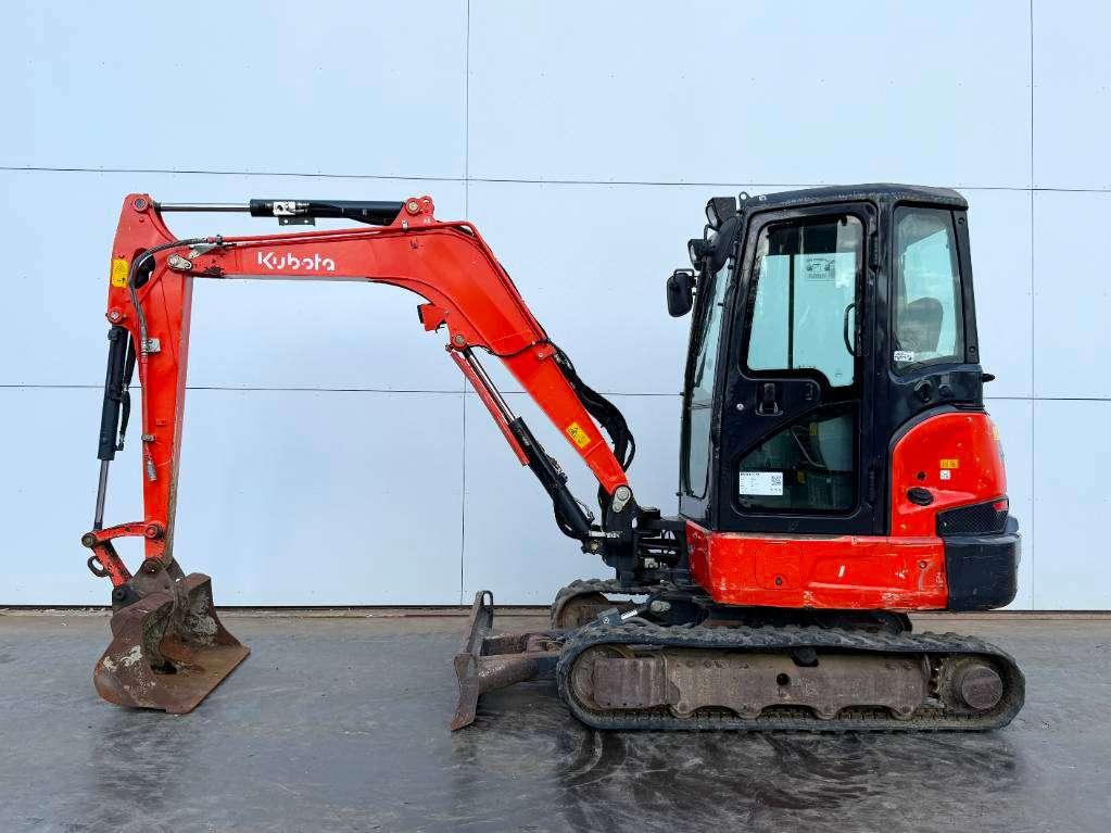 Kubota KX037-4 - Hammer Lines / Quick Coupler Photo 1