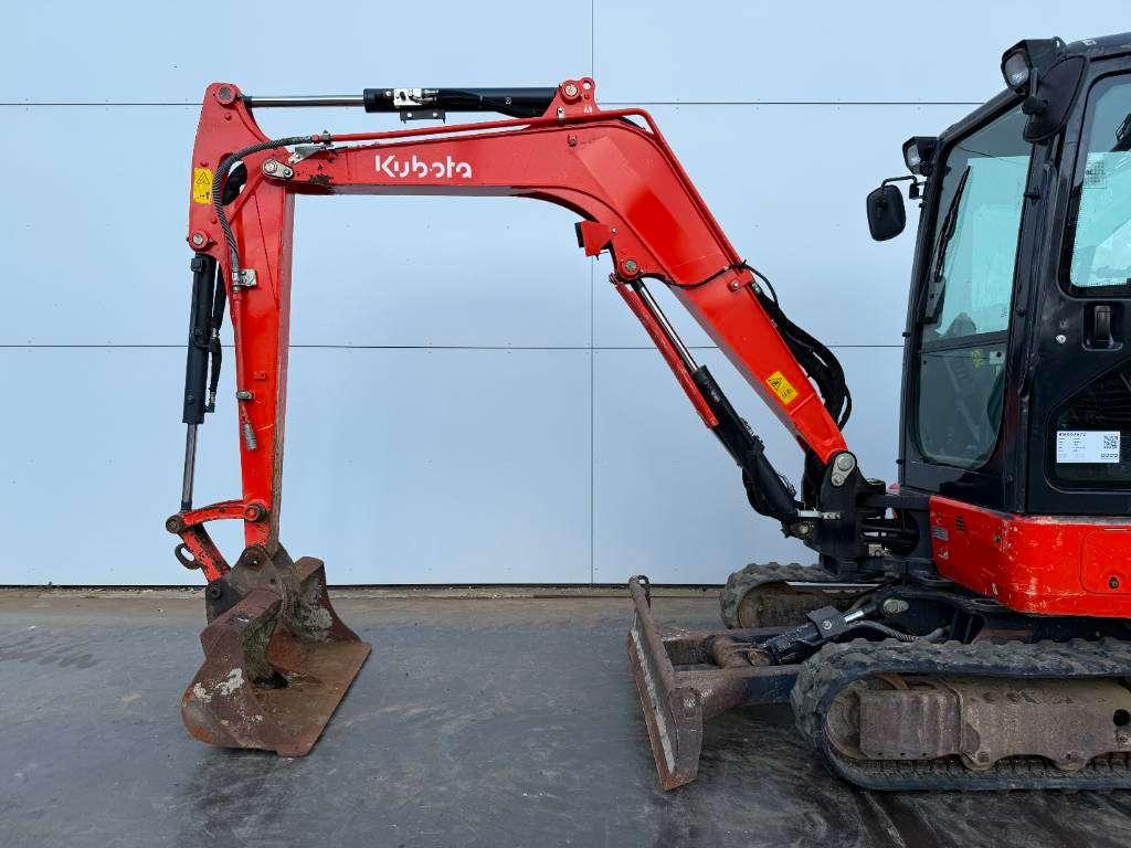 Kubota KX037-4 - Hammer Lines / Quick Coupler Photo 12