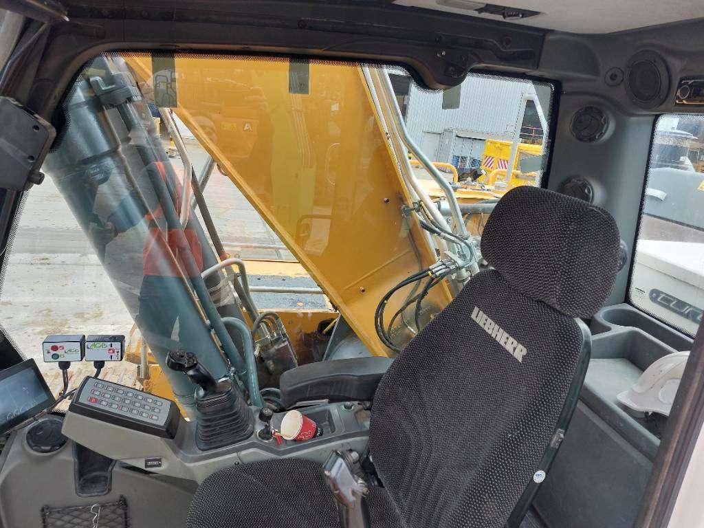 Liebherr R936LC Photo 7