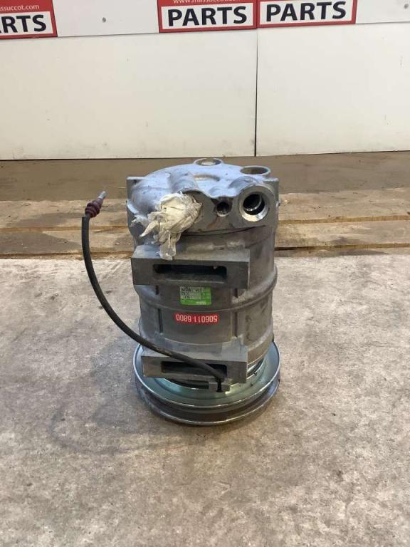 Air conditioning compressor for Fiat Hitachi EX215 Photo 2