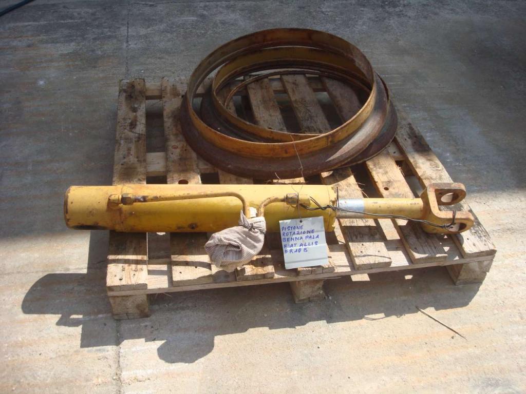 Bucket rotation piston for Fiat Allis FR10B Photo 2