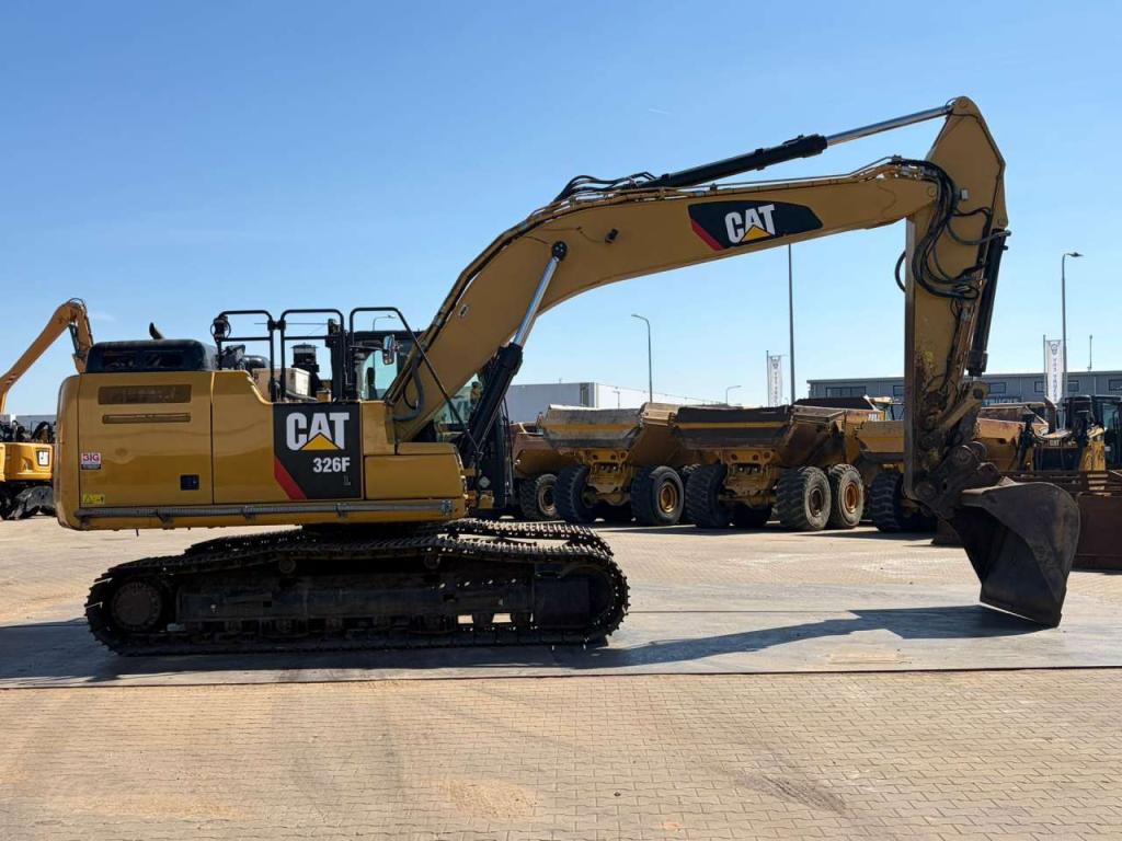 Caterpillar 326FL Photo 6