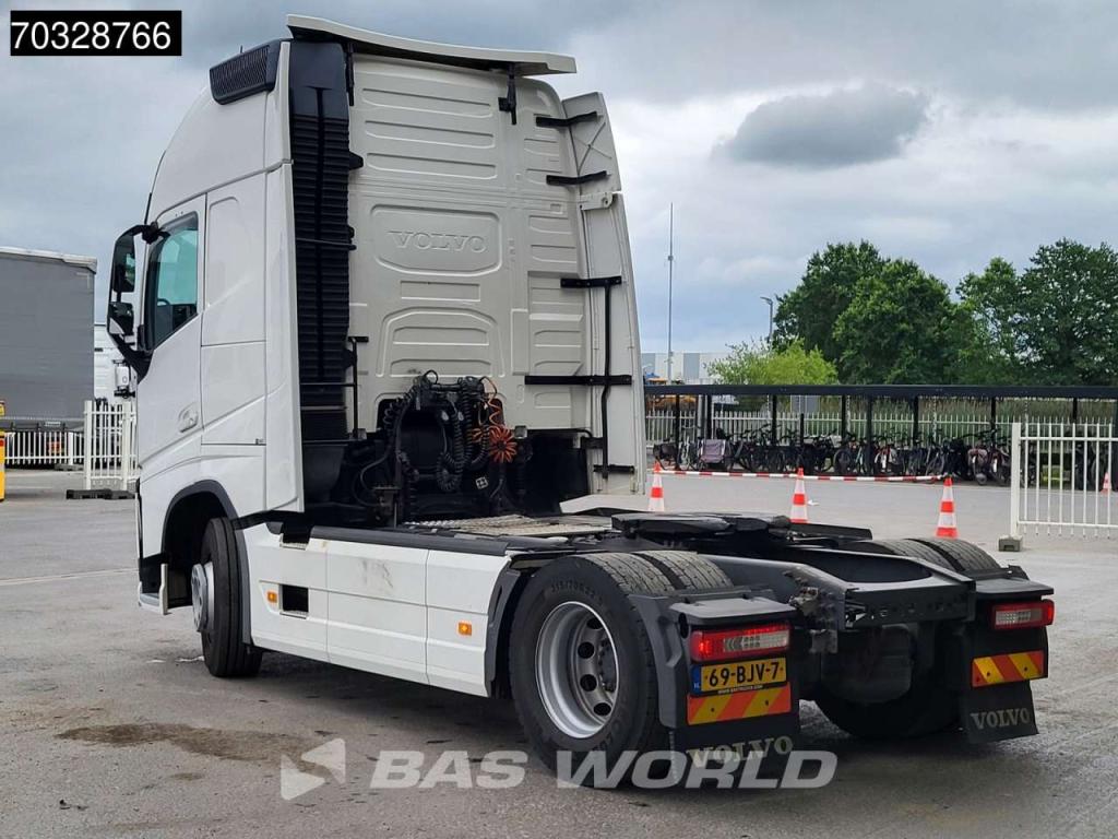 Volvo FH 500 4X2 XL 2xTanks Xenon I-ParkCool Leder Photo 2