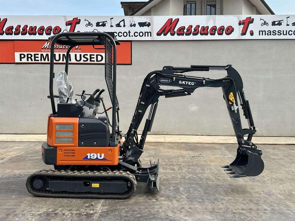 Hitachi ZX19U-2P Photo 19