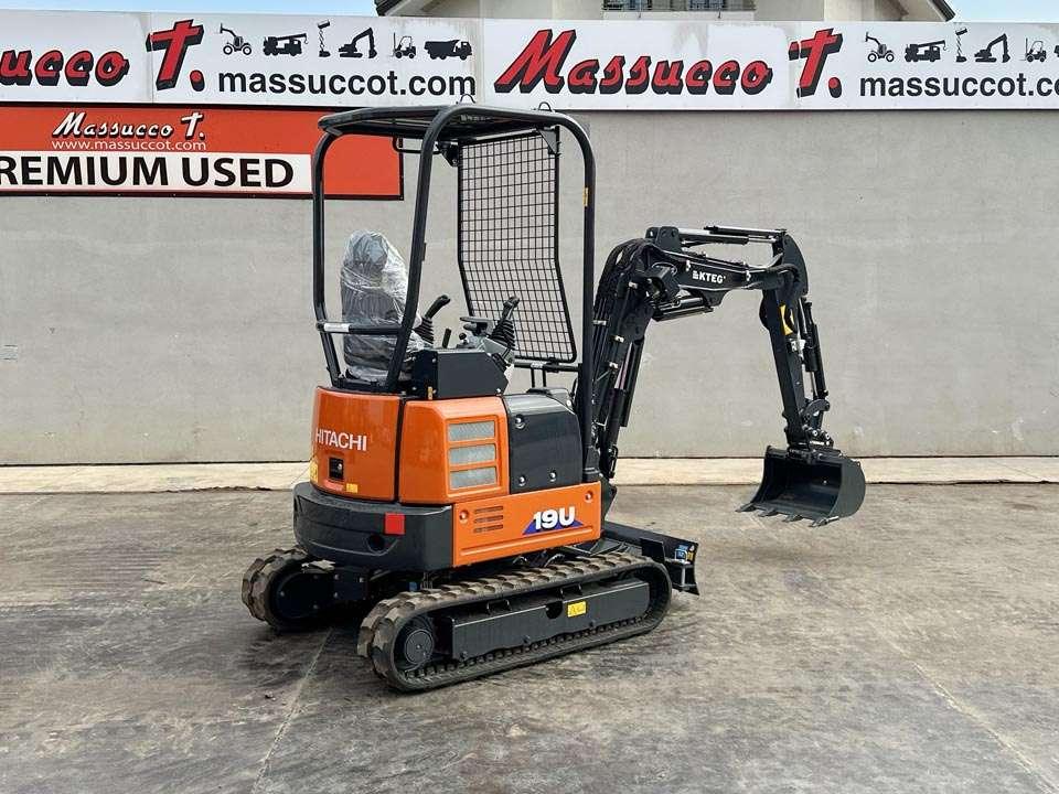 Hitachi ZX19U-2P Photo 20