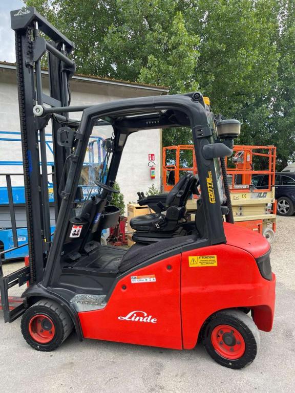 Linde H20D Photo 2