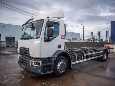 Renault PREMIUM D WIDE 320 DXI sold by Braem NV