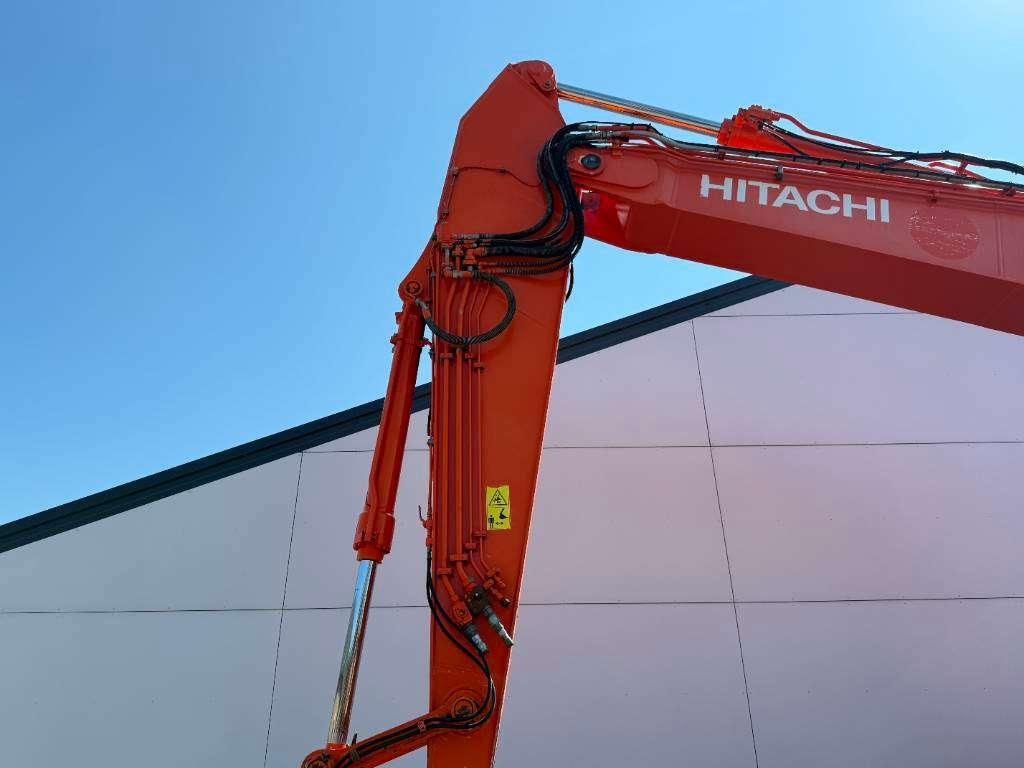 Hitachi ZX350LC-6 - Hammer Lines / Automatic Greasing Photo 17