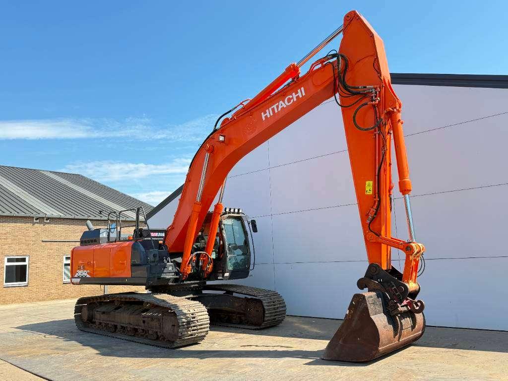 Hitachi ZX350LC-6 - Hammer Lines / Automatic Greasing Photo 7