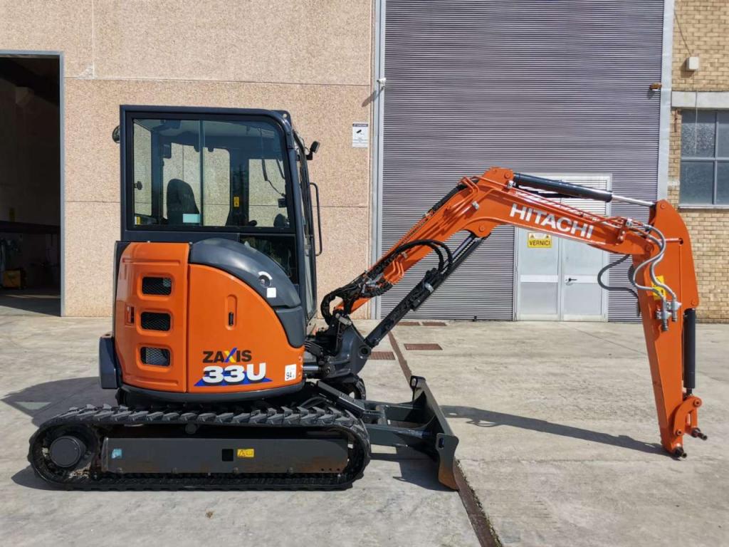 Hitachi ZX 33U-6 CLR Photo 6