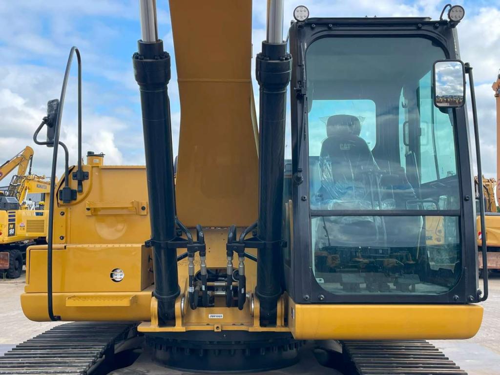Caterpillar 320D3 GC Photo 9