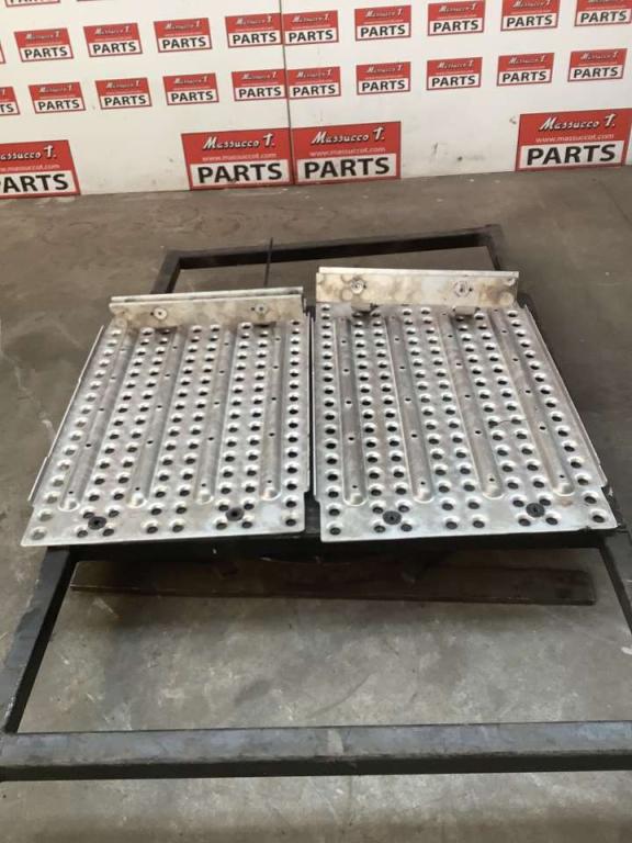 Bulkhead for Volvo FH16 550 6x4 Photo 2