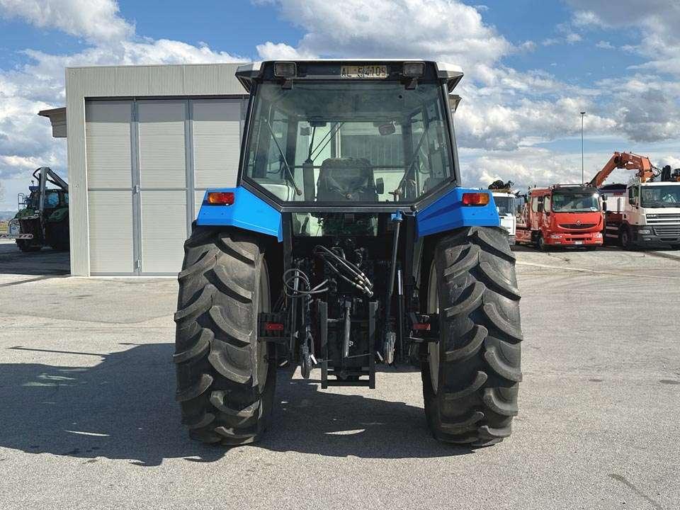 Ford 8240 4x4 Photo 19