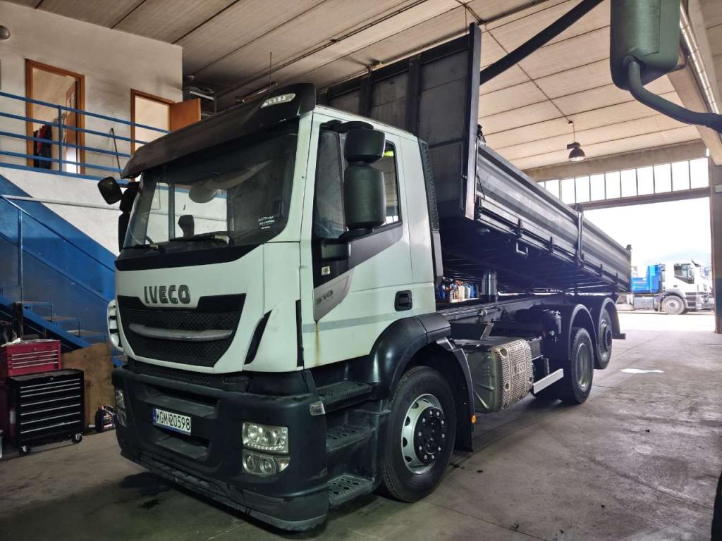 Iveco STRALIS AD 260S31 XP Photo 2