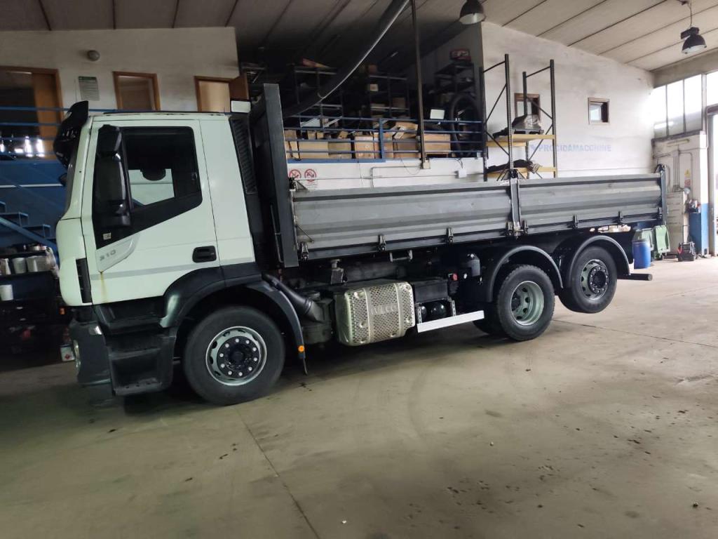 Iveco STRALIS AD 260S31 XP Photo 22