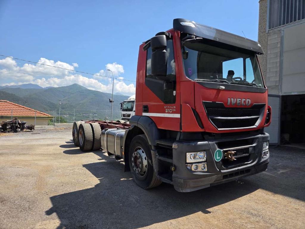 Iveco STRALIS AD 260S31 Photo 24
