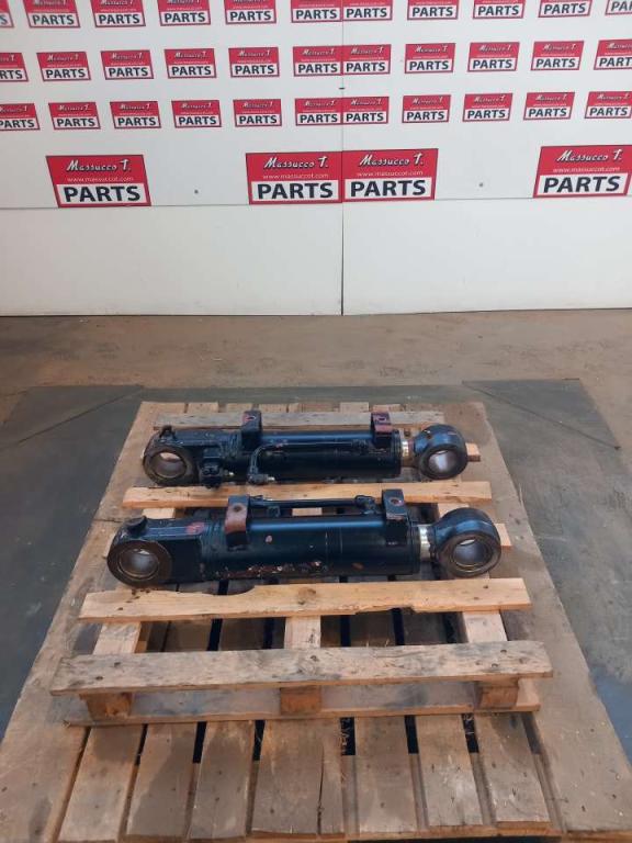 Piston for Hitachi ZX130 Photo 1