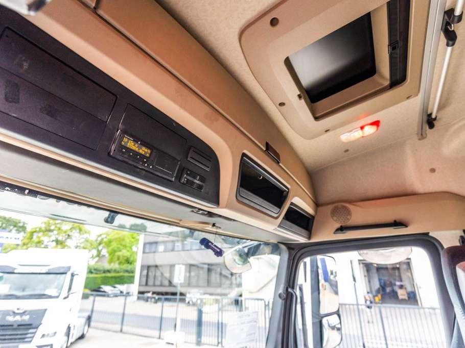 Mercedes-Benz ACTROS 2646 LS + HYDR. Photo 14