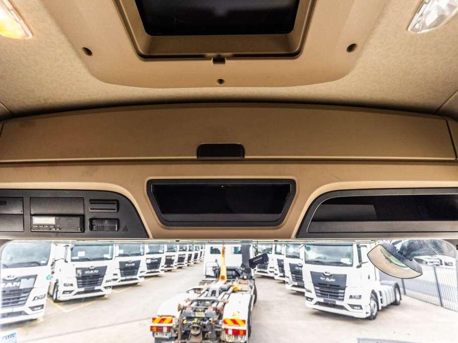 Mercedes-Benz ACTROS 2646 LS + HYDR. Photo 21