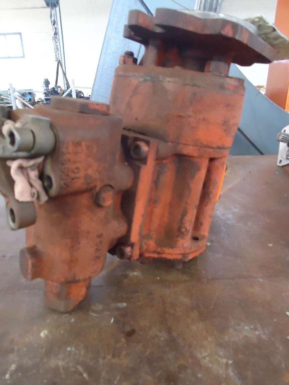 Hydraulic pump for Fiat Kobelco W270 - CODICE 76044270 Photo 1