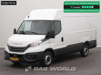 Iveco Daily 35S18 3.0L Automaat L2H2 180PK ACC Airco Cruise Camera Parkeersensoren CarPlay Stoelverwarmin sold by BAS World B.V.