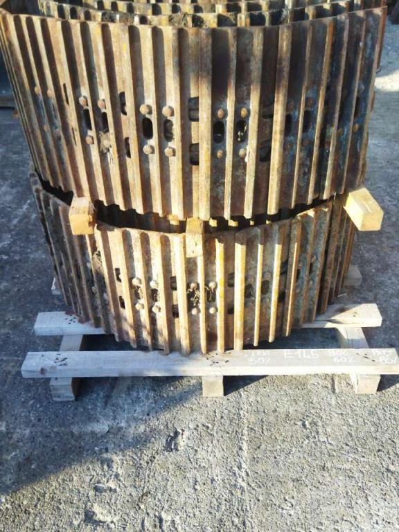 Chain for New Holland E 145 Photo 3