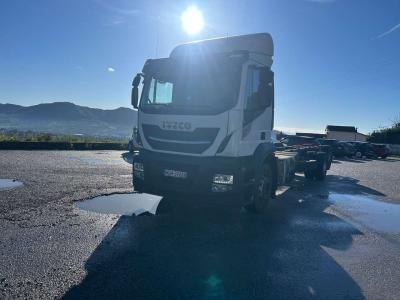 Iveco STRALIS AD 260S31 XP sold by Procida Macchine S.r.l.