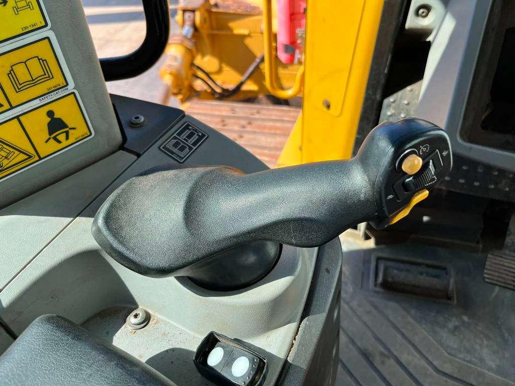 Caterpillar D8T LGP - GERMAN / Top Condition! Photo 9
