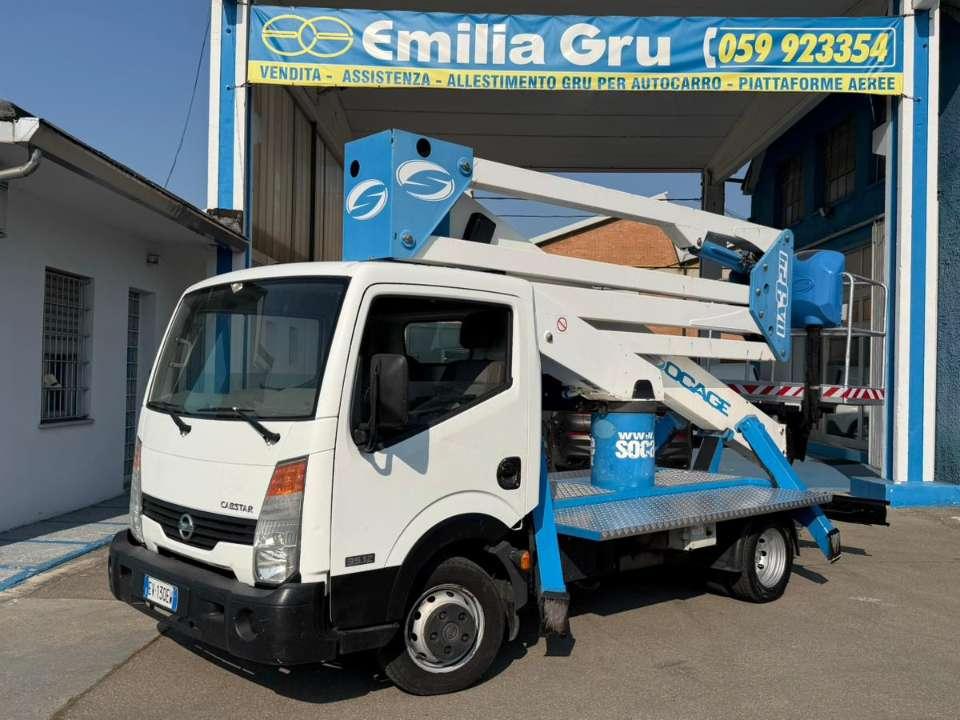 Nissan Cabstar Photo 1