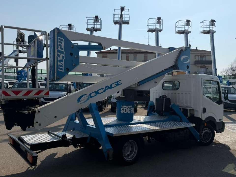 Nissan Cabstar Photo 4
