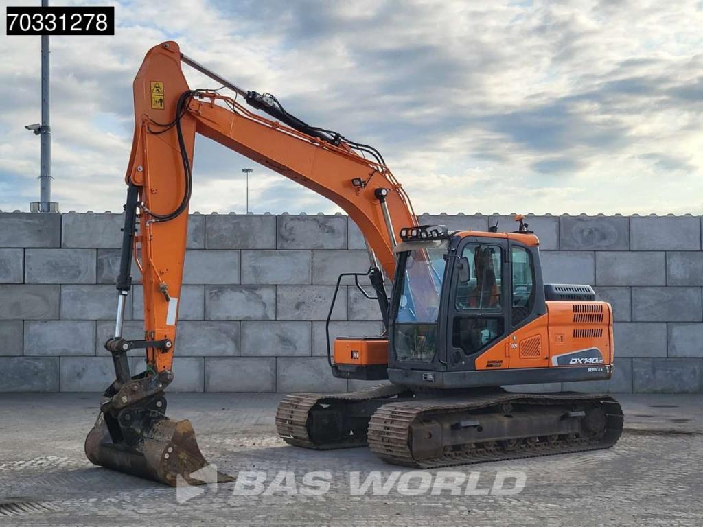 Doosan DX140 LC-5 DX 140LC-5 3 Buckets Photo 2