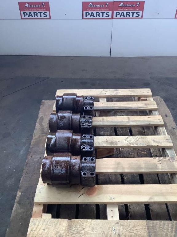 Carrier rollers for Hitachi ZX280LCN-3 Photo 1
