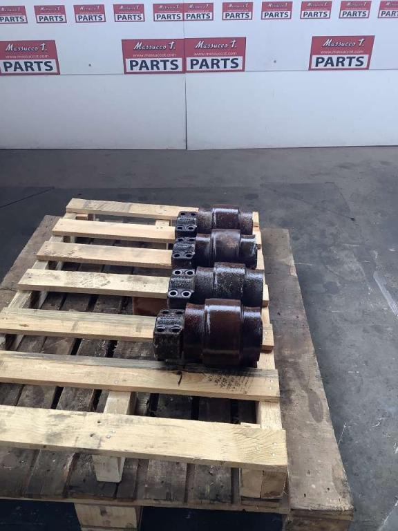 Carrier rollers for Hitachi ZX280LCN-3 Photo 3