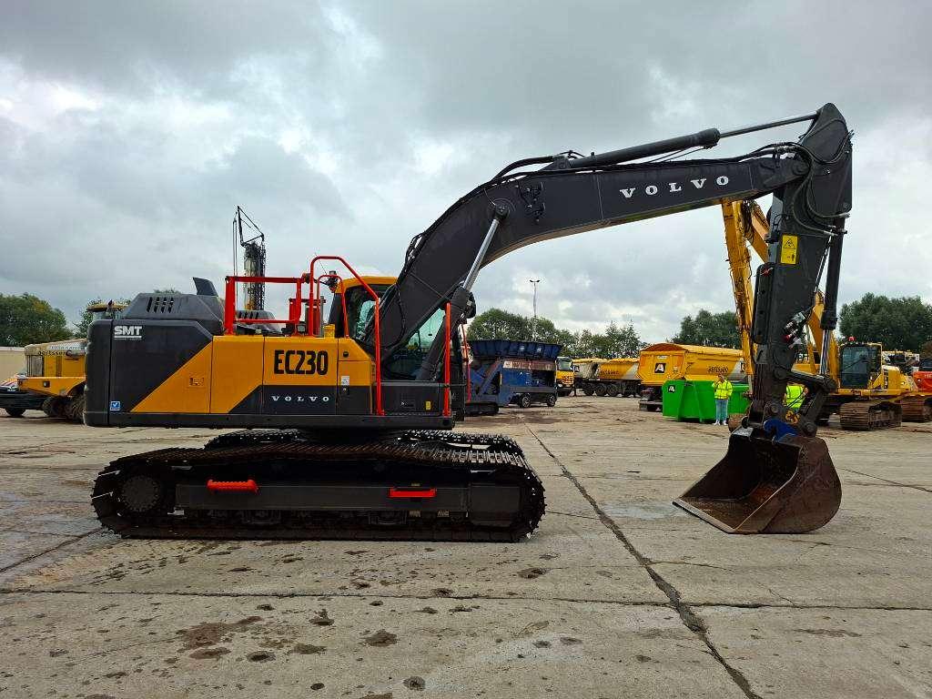 Volvo EC230FL5 Photo 4