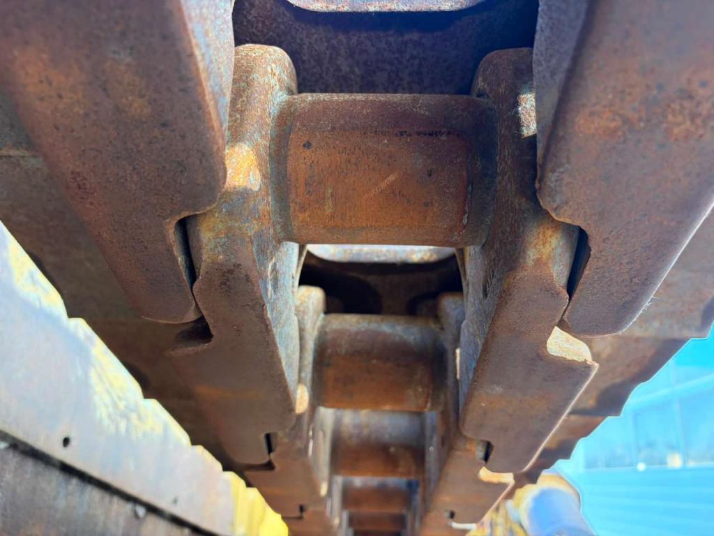 Caterpillar D8R - Single Shank Ripper Photo 13