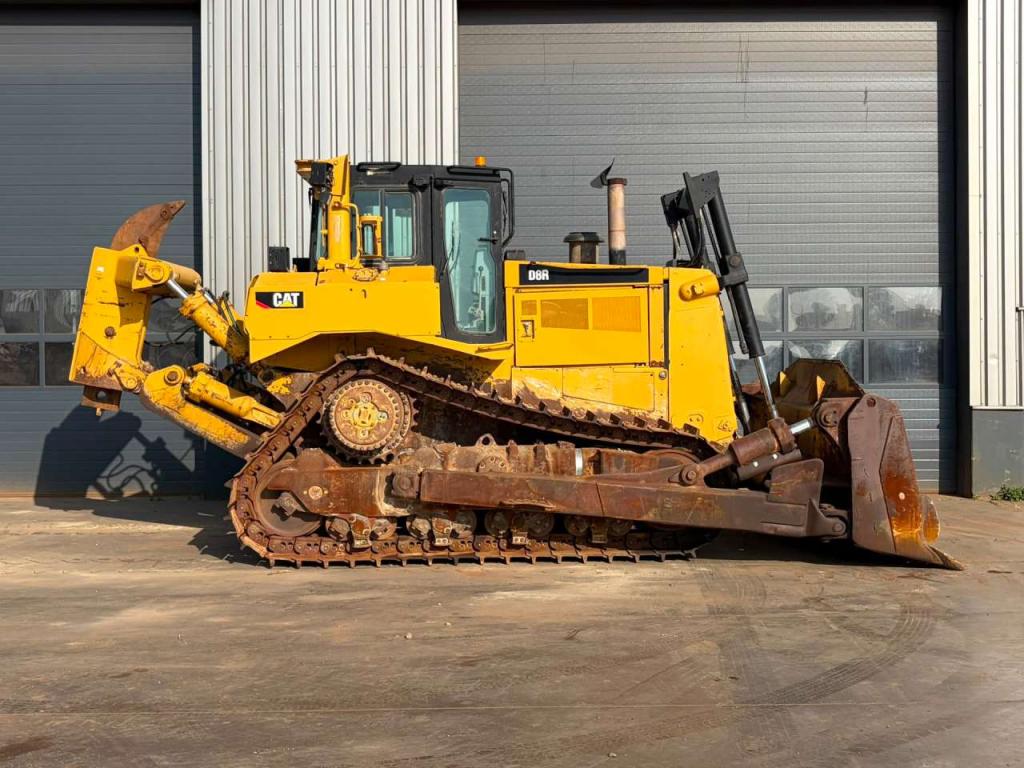 Caterpillar D8R - Single Shank Ripper Photo 6